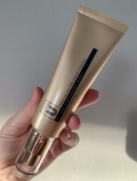ВВ-крем потрійної дії з вітаміном U та пептидами CU: Vitamin U ВВ Cream SPF28 PA++ CU387986 фото